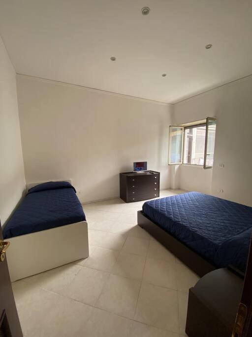 Holiday House Duomo 202 เนเปิลส์ ภายนอก รูปภาพ